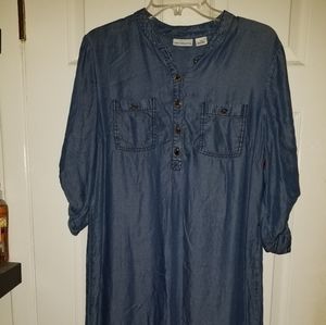 Liz Claiborne Shirtdress in Chambray